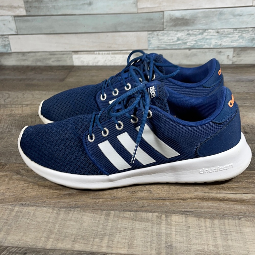Adidas Cloud Foam sz 8.5